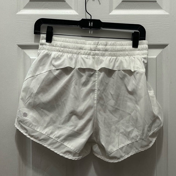 Athleta Mesh Racer Run Mid Rise 4” Short - Picture 3 of 7